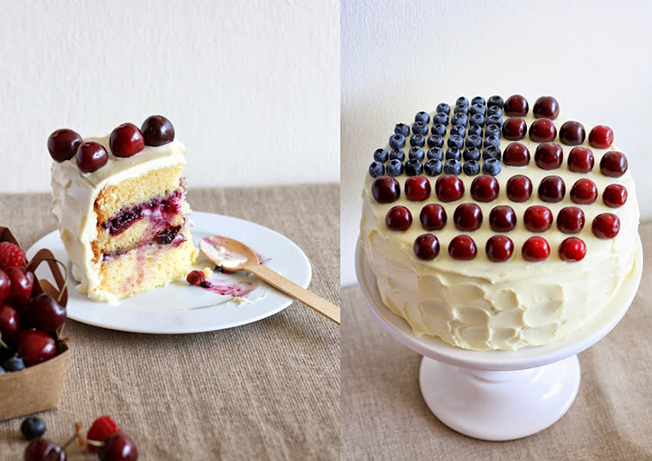 Lily's Kitchen Book X Plus une miette dans l'assiette - Le Layer Cake myrtille - cerise