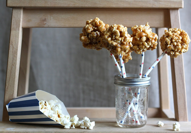 Lily's Kitchen book X Plus une miette dans l'assiette - Sucettes Pop Corn
